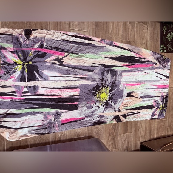 Abstract floral silk scarf large size versatile approx 28" wide by 78" long. - Picture 3 of 3